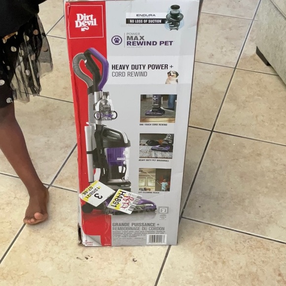 Dirt Devil Max Rewind Pet - Picture 2 of 3